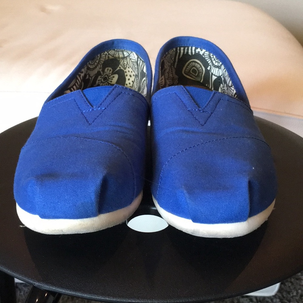 Toms Slip Ons